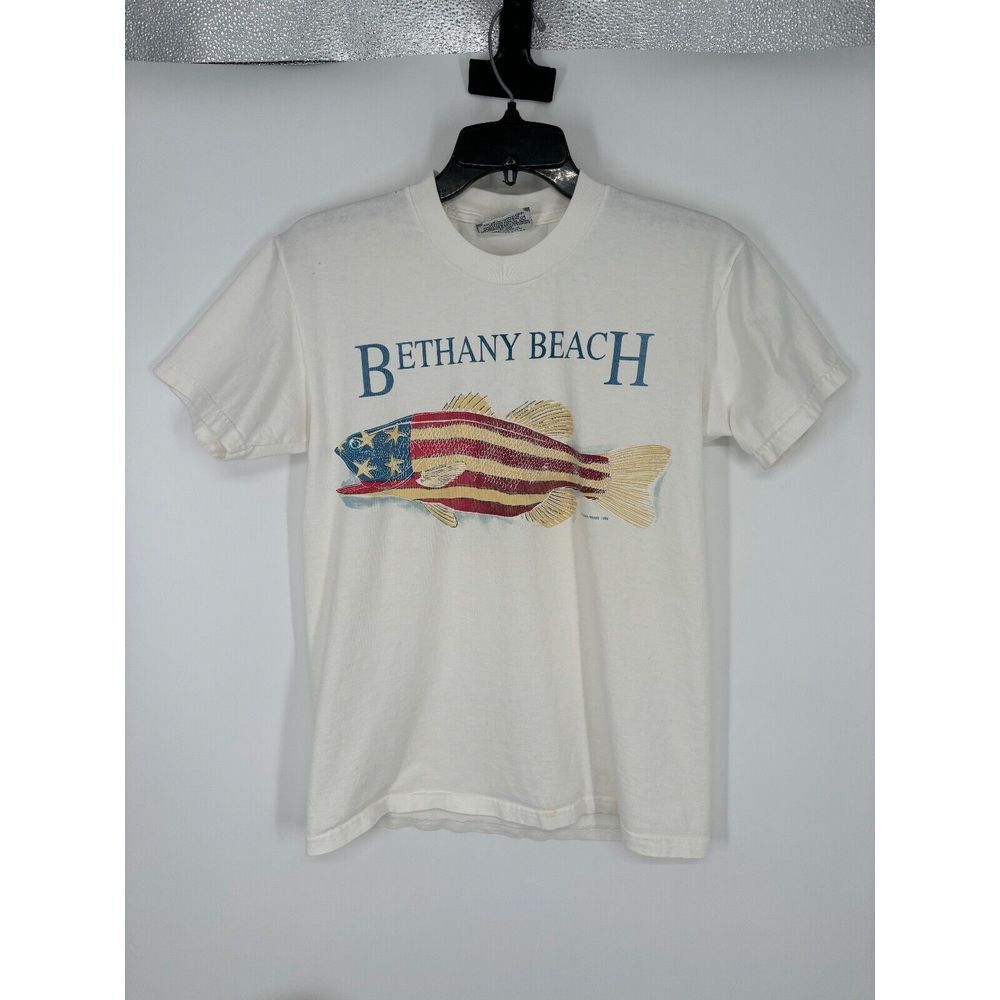 Vintage 90s 1996 Bethany Beach Lee Made In USA Flag Distressed Graphic Fish Sz S